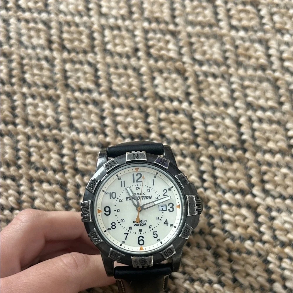 Timex Expedition Vintage Indiglo 905 Working Nice Mens Watch WR50m Date Day